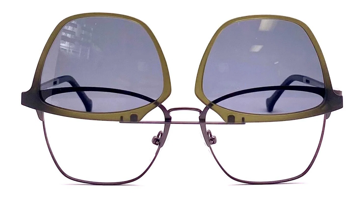 Eyecroxx EC574MD Eyeglasses - view 3