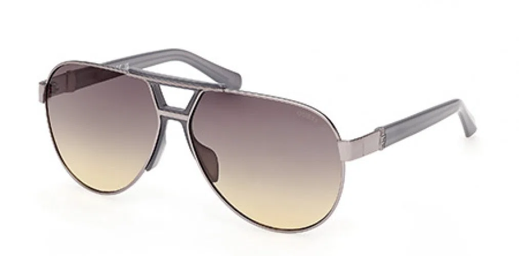 Guess 00304 Sunglasses - view 3
